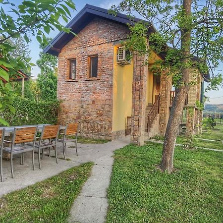 Danube Fairy Villa Futog Exteriör bild